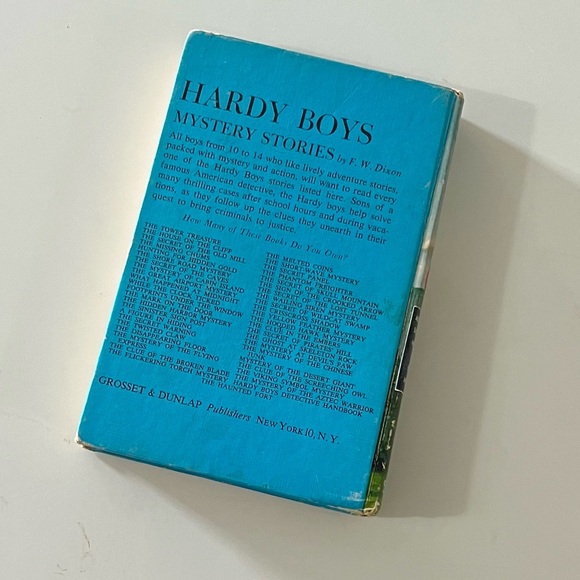 The Hardy Boys Detective Handbook Antique Book - Picture 2 of 7